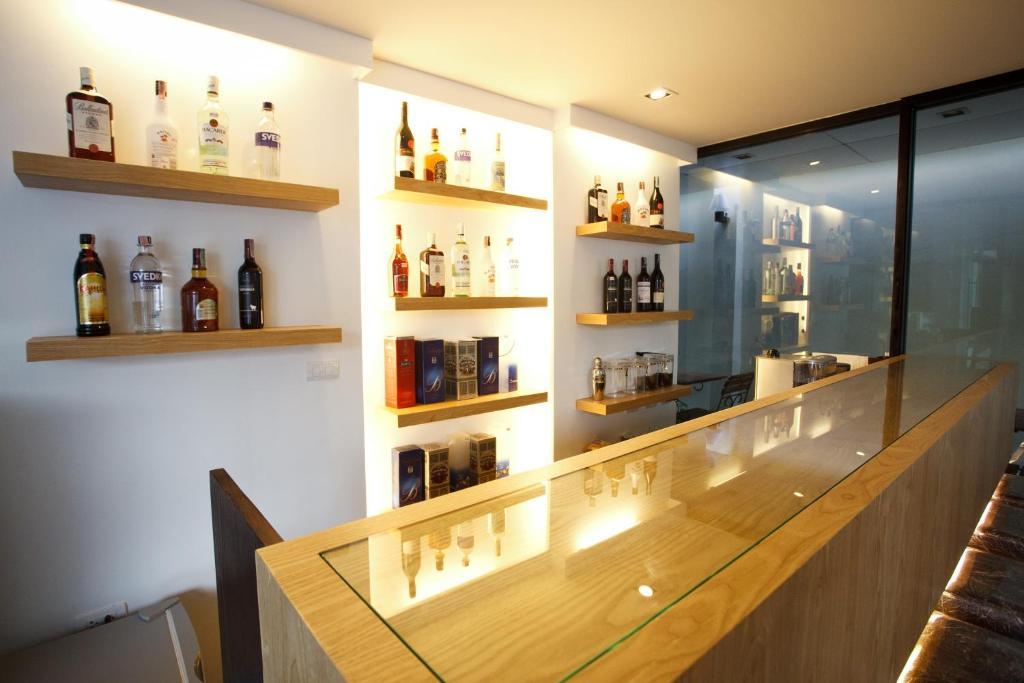 Alisha Court Hotel & Residence Бангкок Екстер'єр фото